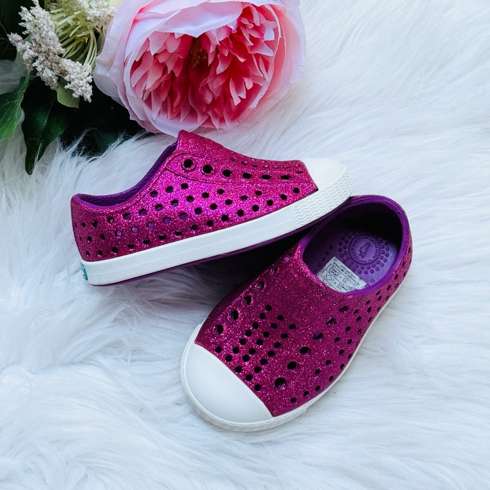 Native Jefferson Glitter Sneakers